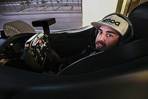 Alonso minimiza dia em simulador: “Carro real é diferente”