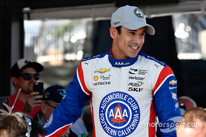 Castroneves a pole-ban az IndyCar Long Beach-i versenyén