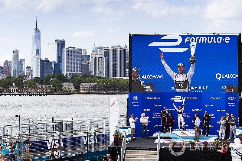 Sam Bird se lleva la gloria en Nueva York