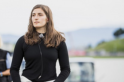 Tatiana Calderon steigt 2018 zur Testpilotin bei Sauber auf