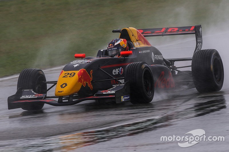Verschoor en Opmeer tonen snelheid in Formule Renault NEC