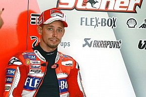 Stoner: "Márquez tiene que prestar atención a las caídas porque cada vez aumenta el riesgo de lesionarse"