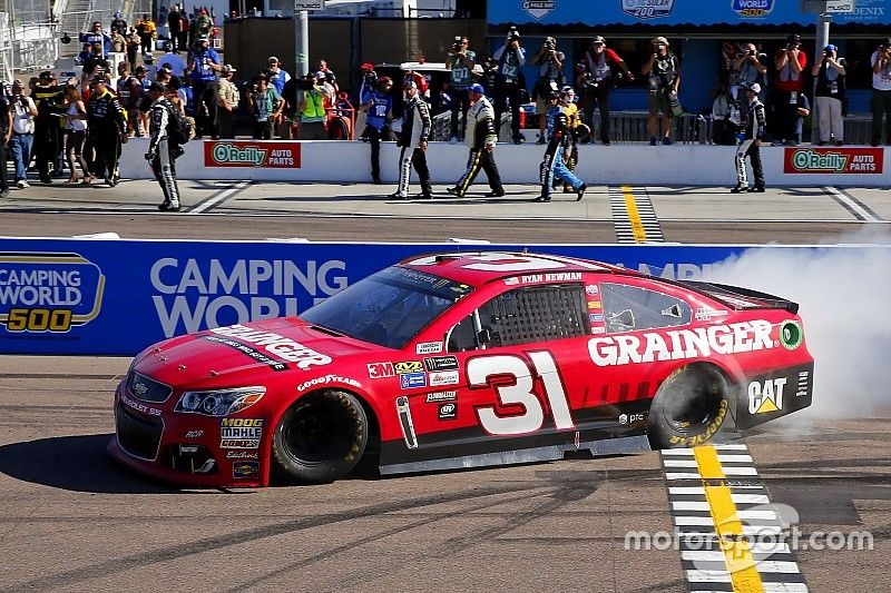 Race winner Ryan Newman, Richard Childress Racing Chevrolet 