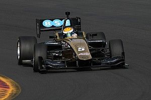 Urrutia terminó como subcampeón en la Indy Lights