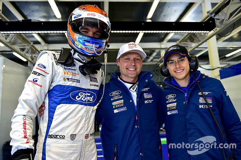 Toyota faz 1-2 em Silverstone; Derani é pole na LMGTE-Pro