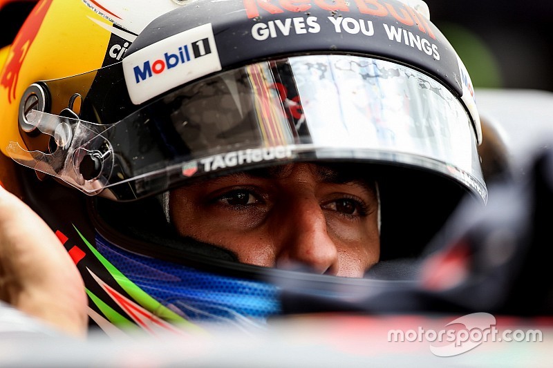 Ricciardo dijatuhi penalti grid setelah ganti girboks