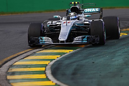 Bottas: "Domani costruiremo una doppietta per il team Mercedes"
