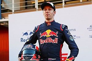 Kvyat: "2016 me ha cambiado mucho; quiero dar lo mejor este año"
