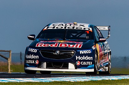 Whincup loses second due to pitstop infringement