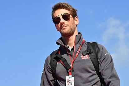 Grosjean moest huilen door reactie van zoon na crash in Baku