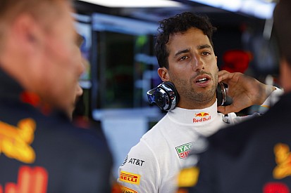 Ricciardo: Muhtemelen motor sorunuyla yarış dışı kaldım