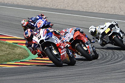 Petrucci probeert raketstarts van Lorenzo na te bootsen