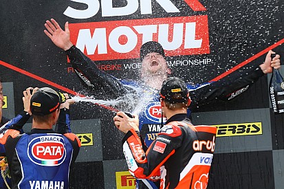Brno : Le record de Rea et la première de Lowes en photos