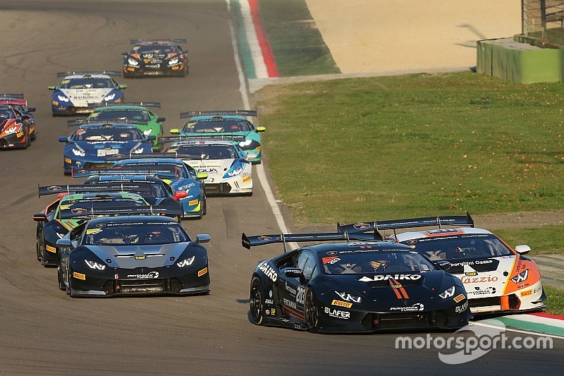 Fotogallery Lamborghini: le immagini più belle del sabato di Imola