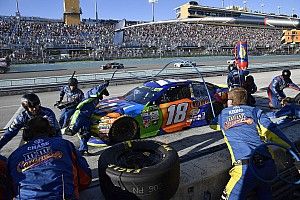 NASCAR ограничит число сотрудников в командах