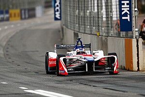 Rosenqvist supera Evans e é pole em Hong Kong; Piquet é 11º