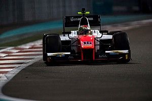 Tes F2 Abu Dhabi: Deletraz pimpin hari pertama, Gelael P16