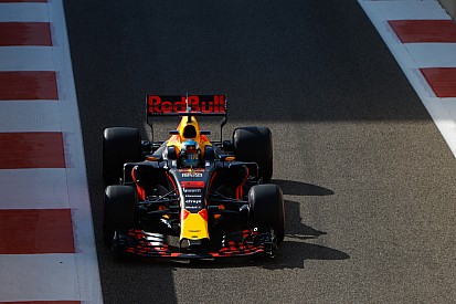 Video: Red Bull's 2018 front wing tests