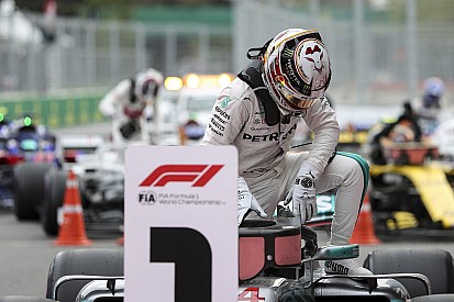 Les difficultés de Mercedes retardent la signature avec Hamilton