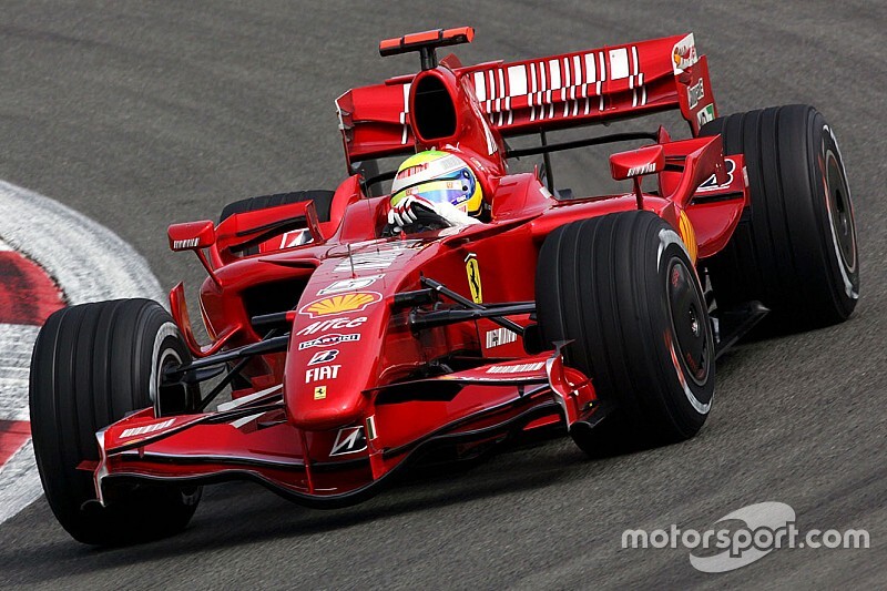 Massa: "L'obbligo della Ferrari di vincere è un grande problema per il team di Maranello"