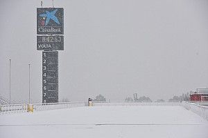 GALERIA: O dia impraticável de testes da F1