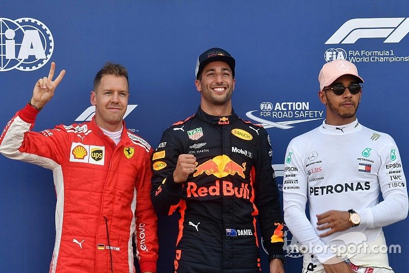 Sebastian Vettel, Ferrari, le poleman Daniel Ricciardo, Red Bull Racing et Lewis Hamilton, Mercedes-AMG F1