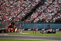 F1: Lawson rebate federação mexicana após quase atropelar fiscais