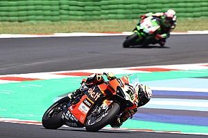 Hasil Race 2 WSBK Italia: Bautista Gemilang, Ducati Podium Ganda