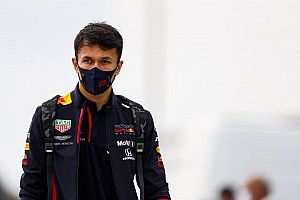Albon: "Rumors sul mio futuro? Non mi interessa"