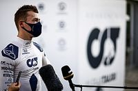 Kwiat nie przejmuje się plotkami