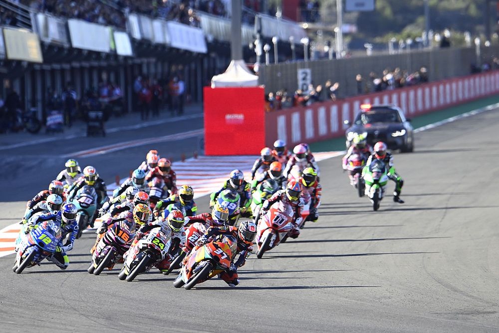 Usia Minimum di Moto3 Berubah, Begini Pendapat Marcel Schrotter