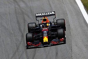 Verstappen elmondta, mit nézett Hamilton hátsó szárnyán