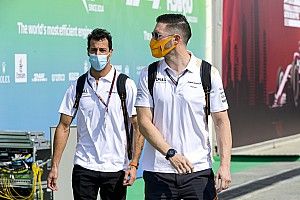 Ricciardo'nun sürücü koçu: "Daniel herkesten daha iyi olduğuna inanıyor"