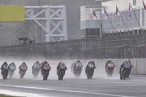 Wet Race Perdana, Sirkuit Mandalika Dibanjiri Pujian Rider WSBK