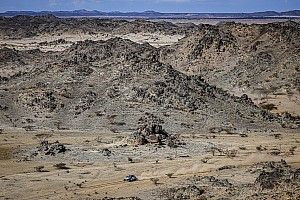 Dakar issues warning alert after car explosion in Jeddah