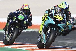 MotoGP-legende Rossi neemt afscheid in Valencia, Bagnaia wint seizoensfinale