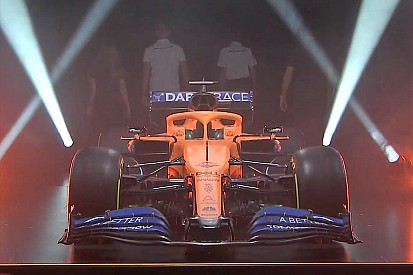 MCL35 zaprezentowany w Woking