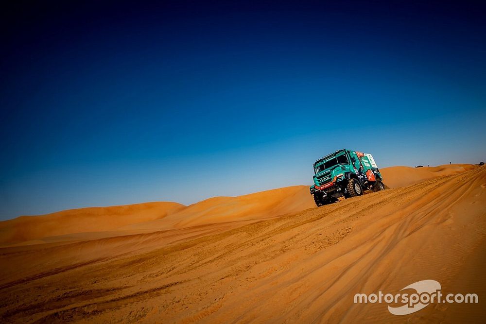 #517 Team De Rooy IVECO: Albert Llovera, Ferran Marco Alcayna, Marc Torres