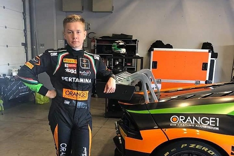 Franczak wsiadł do Lamborghini