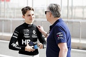 F3 driver Piastri given exemption for UK return