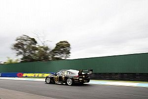Sandown 500: Reynolds breaks lap record in practice