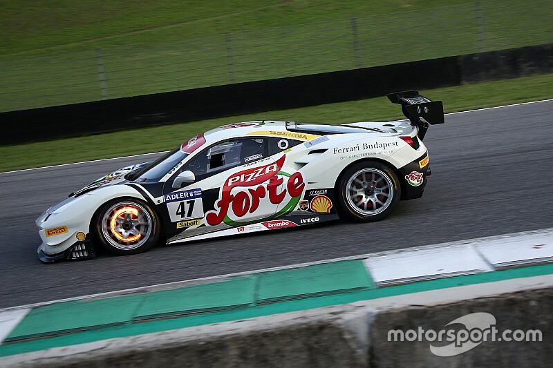 Ferrari Challenge: Carroll dominates Trofeo Pirelli World Final