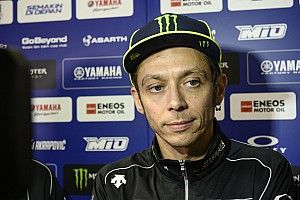 Valentino: "Per me non siamo abbastanza forti per vincere, ma spero abbia ragione Maverick"