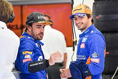 Sainz: Volt, amiben nem tudott segíteni Alonso, de beszéltem vele a McLarennel kapcsolatban