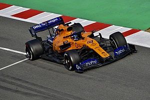 Sainz mantém tempo da manhã e lidera dia; Ferrari não marca tempo