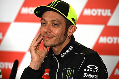 Rossi: "La stretta di mano con Marc? Era il momento giusto, doveva essere sincera"