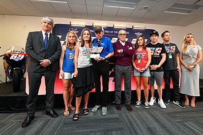 Il numero 69 di Nicky Hayden è stato ritirato dalla MotoGP ad Austin