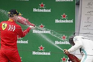 Az olaszoknál Hamilton tökéletes volt, Vettelt lehúzták: Räikkönen kedvenc?