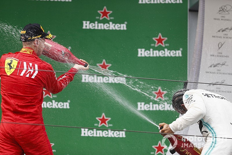 Az olaszoknál Hamilton tökéletes volt, Vettelt lehúzták: Räikkönen kedvenc?