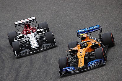 Így darálta be az ellenfeleket Räikkönen Kínában: nem viccelt (VIDEÓ)